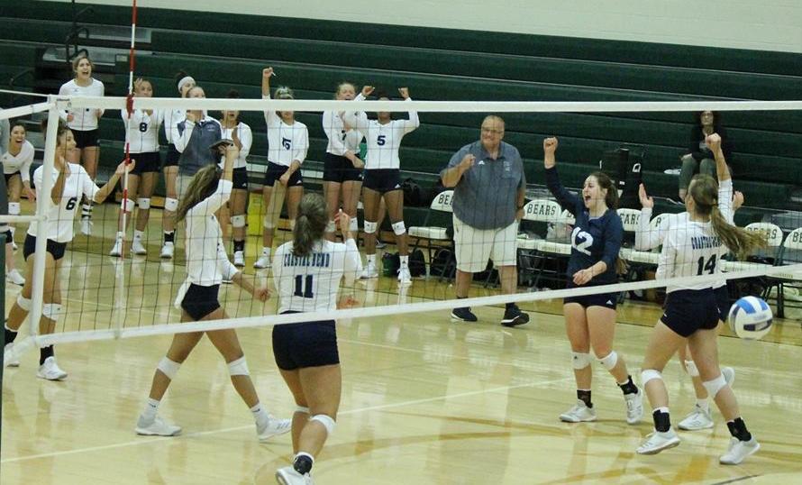 Volleyball Splits On Opening Day of Lee College Invitational